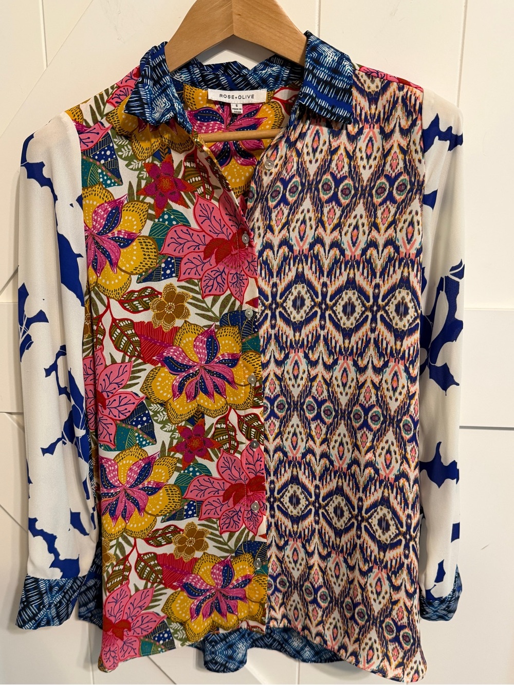 Rose & Olive Multicolor Floral & Ikat Button-Down Shirt Women’s Small Lightweigh